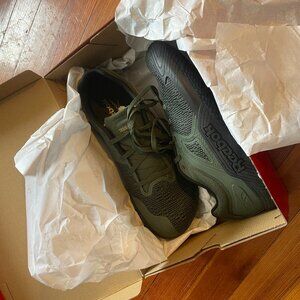 *NEVER WORN* Reebok Nano Zero Unisex Training Shoes